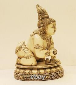 Lord Krishna Statue Beautiful Vintage Decorative Fine Sculpted Hand-made Resin D