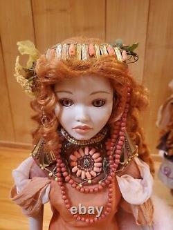 Porcelain doll MUNDIA, Art Nouveau, perfect condition on mundia base