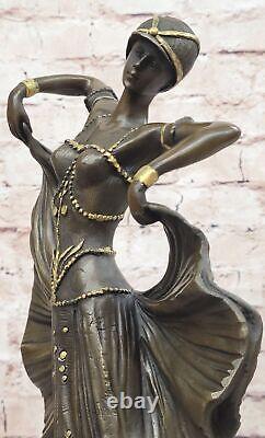 Vintage Art Nouveau Style Bronze Statue Chiparus Sculpture 'Lost' Cire Décor