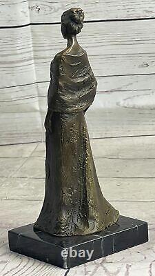 Vintage Style French Art Nouveau Victorian Bronze Woman Sculpture Salon Statue