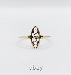 Vintage finely filigree art nouveau style 18k Marquise ring