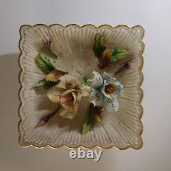 White porcelain plate with vintage flower in barbotine, AMC Art Nouveau Italy N7302