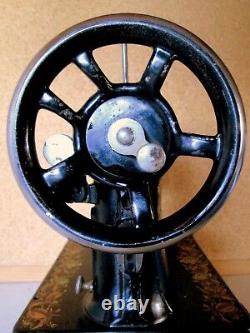 Machine coudre SCUDAN New National Paris sewing machine vintage 1890 Art Nouveau