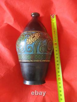 Rare et vintage, vase en bronze vers 1925 de chez Primavera de 22 cm de hauteur