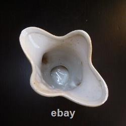 Vase céramique porcelaine barbotine fleur blanc vintage art nouveau BRAZIL N7418