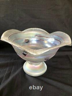 Vintage Freiherr Von Poschinger Art Nouveau Irisé Violet Fruitbowl