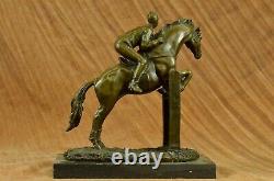 Vintage Signé Jockey Équitation Bronze Sculpture Art Statue Figurine Décoratifs