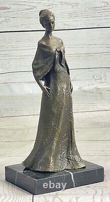 Vintage Style Art Nouveau Français Victorien Bronze Femme Sculpture Salon Statue